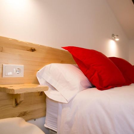 Apartamentos Turisticos La Casa Vieja Sabiote ภายนอก รูปภาพ
