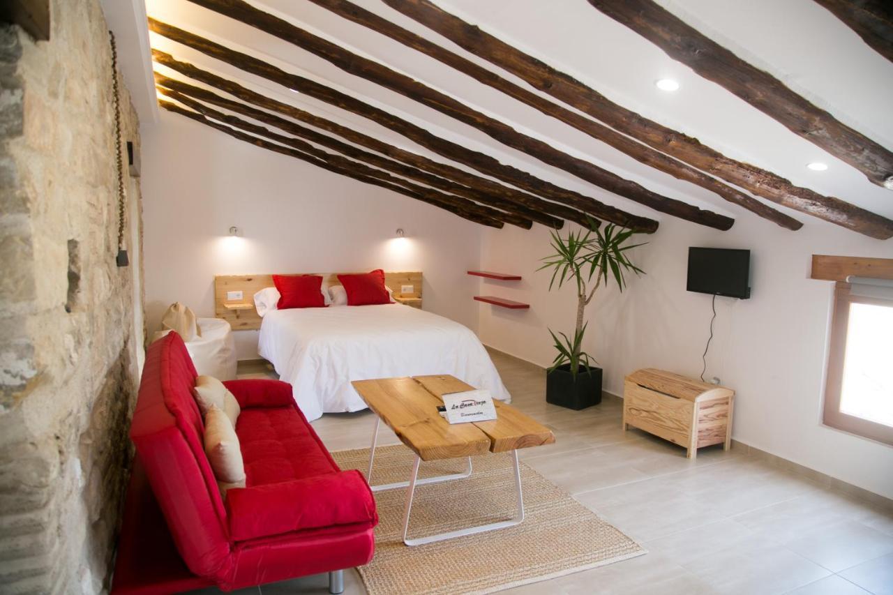Apartamentos Turisticos La Casa Vieja Sabiote ภายนอก รูปภาพ