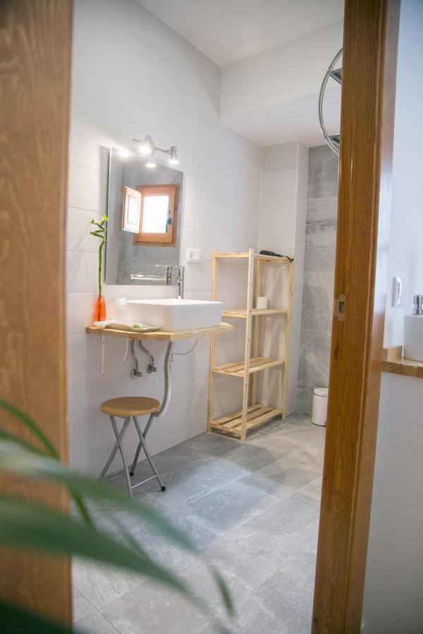 Apartamentos Turisticos La Casa Vieja Sabiote ภายนอก รูปภาพ