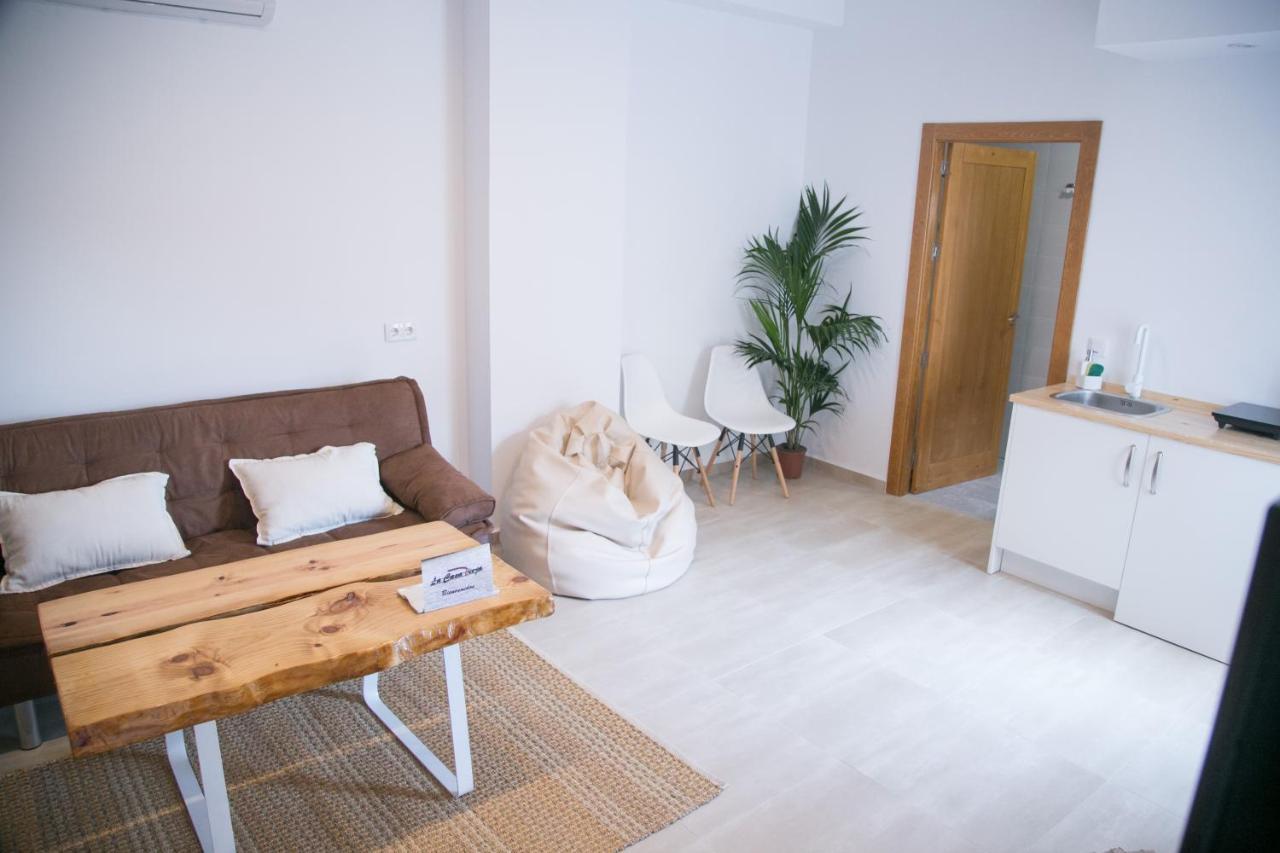 Apartamentos Turisticos La Casa Vieja Sabiote ภายนอก รูปภาพ